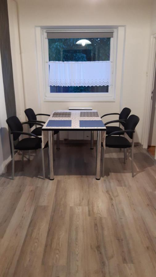 Avar Vendeghaz Matrafured Buitenkant foto
